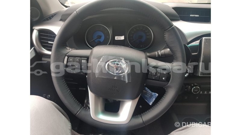 Big with watermark toyota hilux baa import dubai 1928