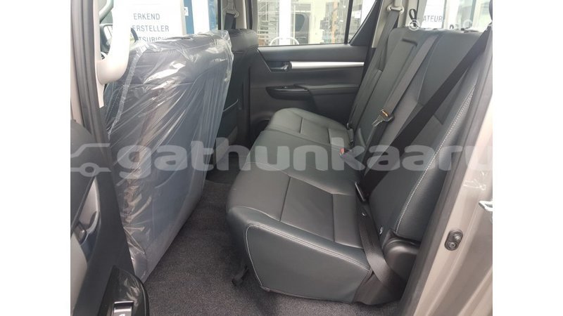 Big with watermark toyota hilux baa import dubai 1928