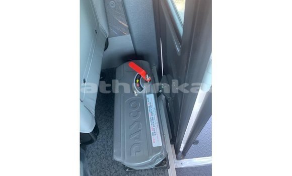 Buy Import Hyundai Chorus White Truck in Import - Dubai in Baa Buy Import Hyundai Chorus White Truck in Import - Dubai in Baa