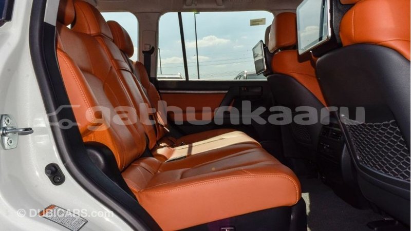 Big with watermark toyota land cruiser baa import dubai 1931