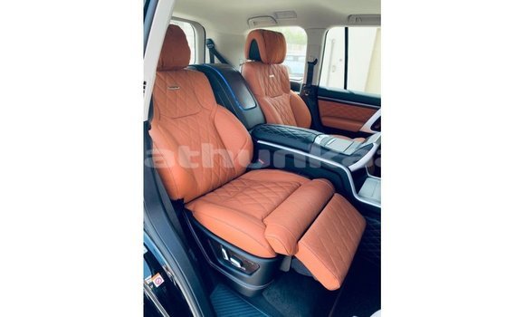 Buy Import Toyota Land Cruiser Black Car in Import - Dubai in Baa Buy Import Toyota Land Cruiser Black Car in Import - Dubai in Baa