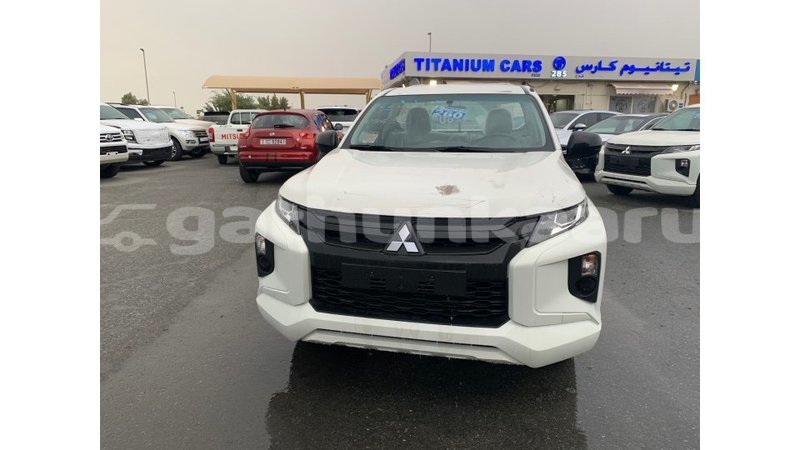 Big with watermark mitsubishi l200 baa import dubai 1939