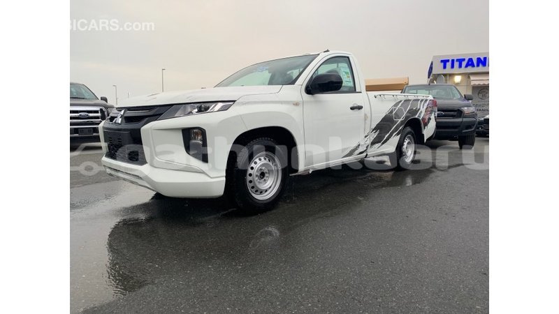 Big with watermark mitsubishi l200 baa import dubai 1939