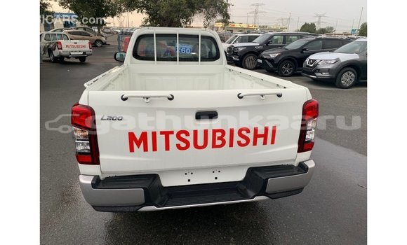 Buy Import Mitsubishi L200 White Car in Import - Dubai in Baa Buy Import Mitsubishi L200 White Car in Import - Dubai in Baa