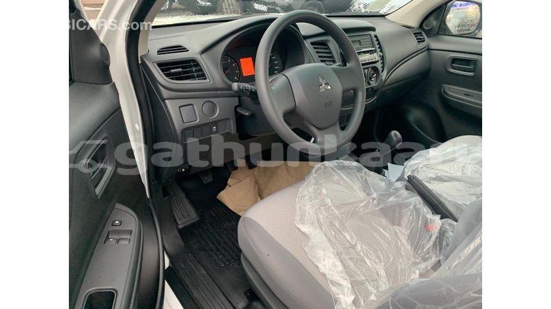 Big with watermark mitsubishi l200 baa import dubai 1939