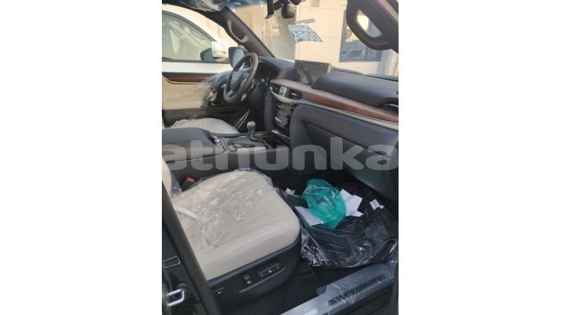 Big with watermark lexus lx baa import dubai 1941