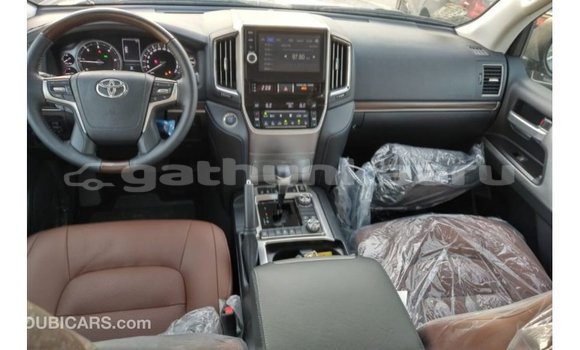 Buy Import Toyota Land Cruiser White Car in Import - Dubai in Baa Buy Import Toyota Land Cruiser White Car in Import - Dubai in Baa