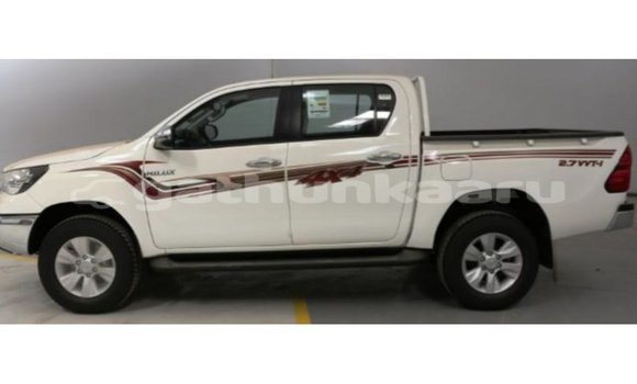 Buy Import Toyota Hilux White Car in Import - Dubai in Baa Buy Import Toyota Hilux White Car in Import - Dubai in Baa