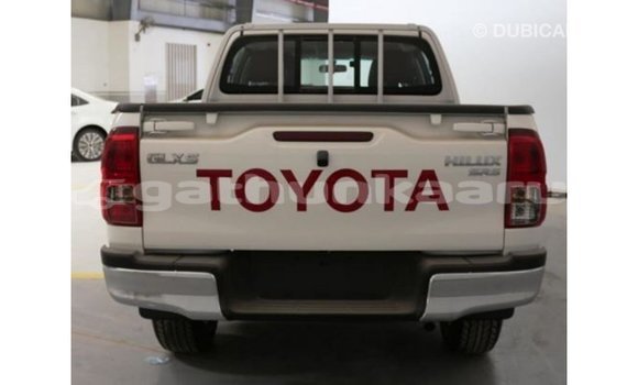 Buy Import Toyota Hilux White Car in Import - Dubai in Baa Buy Import Toyota Hilux White Car in Import - Dubai in Baa