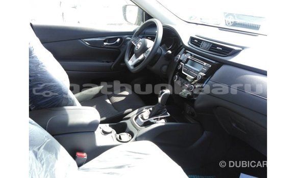 Buy Import Nissan Evalia Other Truck in Import - Dubai in Baa Buy Import Nissan Evalia Other Truck in Import - Dubai in Baa