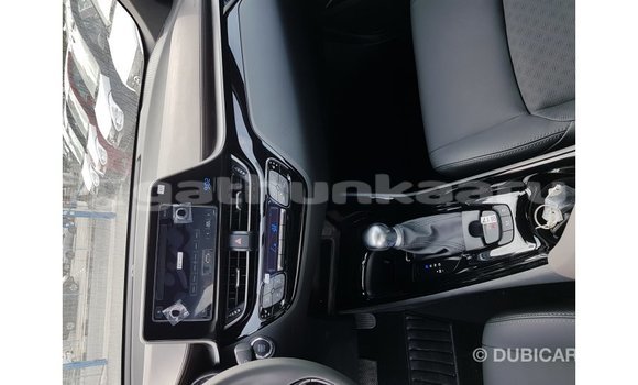 Buy Import Toyota C-HR Other Car in Import - Dubai in Baa Buy Import Toyota C-HR Other Car in Import - Dubai in Baa