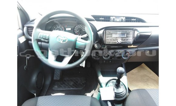 Buy Import Toyota Hilux White Car in Import - Dubai in Baa Buy Import Toyota Hilux White Car in Import - Dubai in Baa