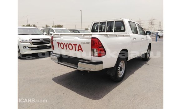 Buy Import Toyota Hilux White Car in Import - Dubai in Baa Buy Import Toyota Hilux White Car in Import - Dubai in Baa