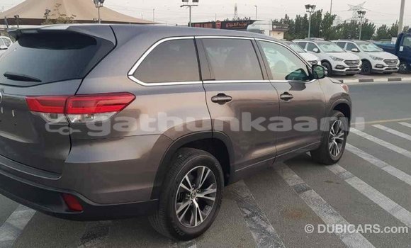 Buy Import Toyota Highlander Other Car in Import - Dubai in Baa Buy Import Toyota Highlander Other Car in Import - Dubai in Baa