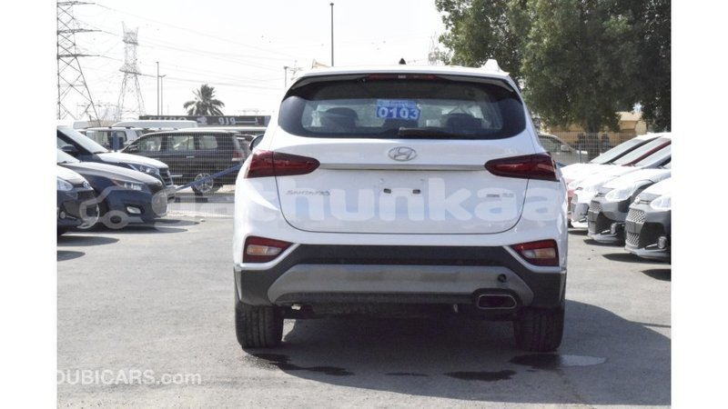 Big with watermark hyundai santa fe baa import dubai 1982