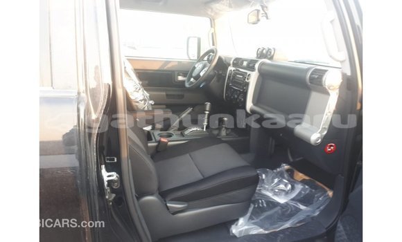 Buy Import Toyota FJ Cruiser Black Car in Import - Dubai in Baa Buy Import Toyota FJ Cruiser Black Car in Import - Dubai in Baa