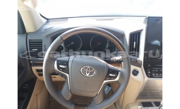 Buy Import Toyota Land Cruiser Other Car in Import - Dubai in Baa Buy Import Toyota Land Cruiser Other Car in Import - Dubai in Baa