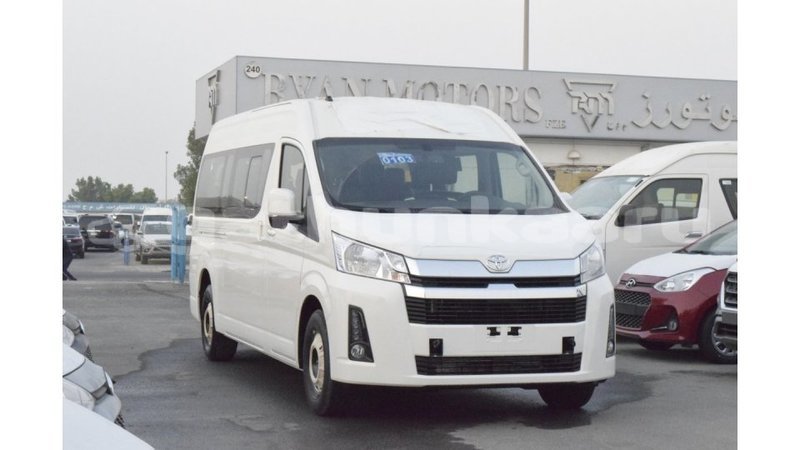 Big with watermark toyota hiace baa import dubai 1989