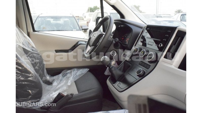 Big with watermark toyota hiace baa import dubai 1989