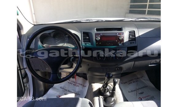 Buy Import Toyota Hilux White Car in Import - Dubai in Baa Buy Import Toyota Hilux White Car in Import - Dubai in Baa