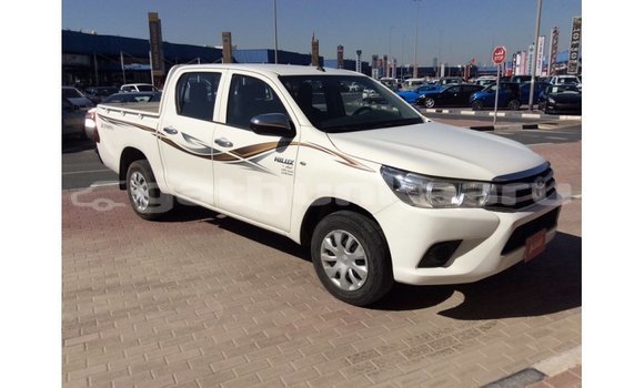 Buy Import Toyota Hilux White Car in Import - Dubai in Baa Buy Import Toyota Hilux White Car in Import - Dubai in Baa