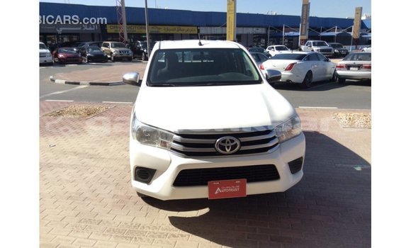 Buy Import Toyota Hilux White Car in Import - Dubai in Baa Buy Import Toyota Hilux White Car in Import - Dubai in Baa