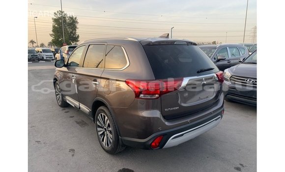 Buy Import Mitsubishi Outlander Brown Car in Import - Dubai in Baa Buy Import Mitsubishi Outlander Brown Car in Import - Dubai in Baa
