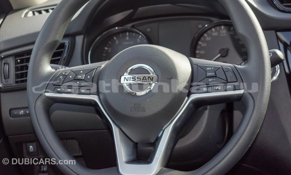 Buy Import Nissan Evalia Other Truck in Import - Dubai in Baa Buy Import Nissan Evalia Other Truck in Import - Dubai in Baa