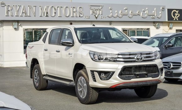 Buy Import Toyota Hilux White Car in Import - Dubai in Baa Buy Import Toyota Hilux White Car in Import - Dubai in Baa