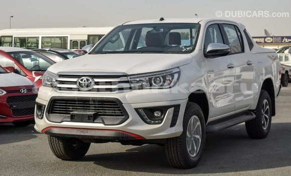 Buy Import Toyota Hilux White Car in Import - Dubai in Baa Buy Import Toyota Hilux White Car in Import - Dubai in Baa