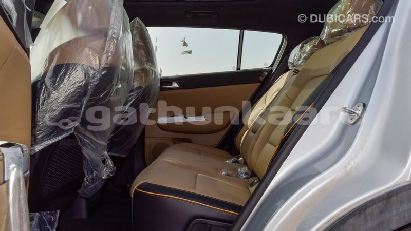 Big with watermark kia sportage baa import dubai 2020