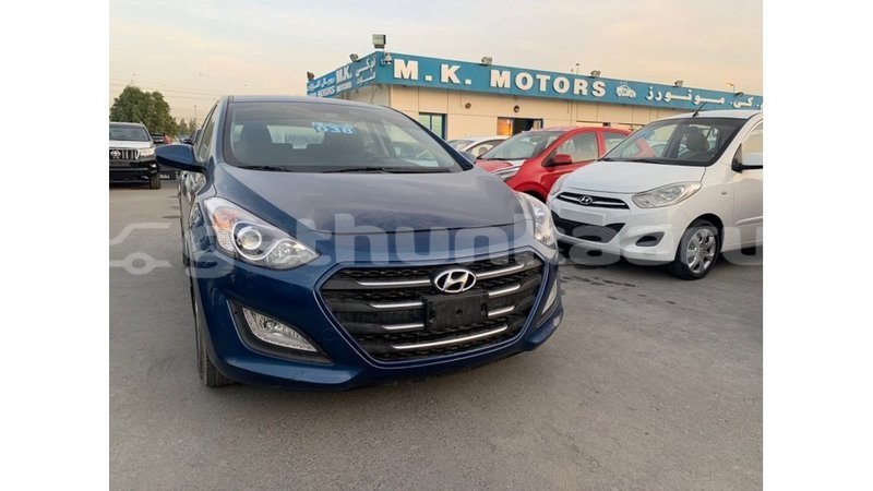 Big with watermark hyundai i30 baa import dubai 2023