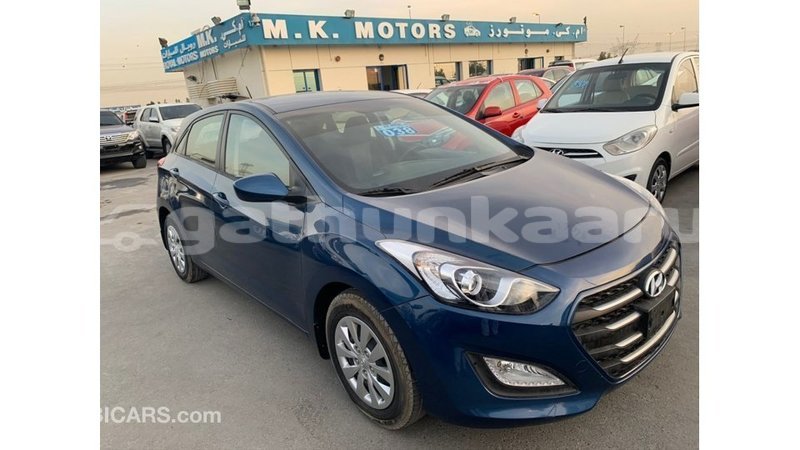 Big with watermark hyundai i30 baa import dubai 2023