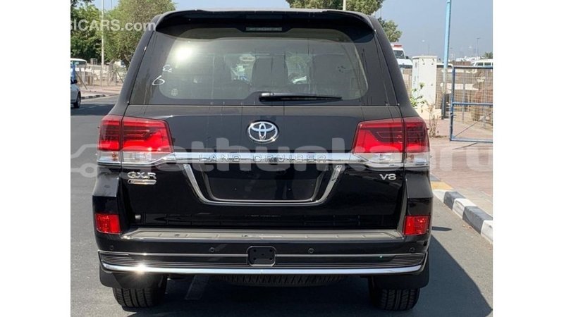 Big with watermark toyota land cruiser baa import dubai 2030