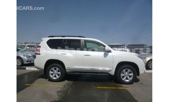 Buy Import Toyota Prado White Car in Import - Dubai in Baa Buy Import Toyota Prado White Car in Import - Dubai in Baa