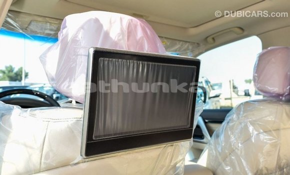 Buy Import Toyota Land Cruiser White Car in Import - Dubai in Baa Buy Import Toyota Land Cruiser White Car in Import - Dubai in Baa