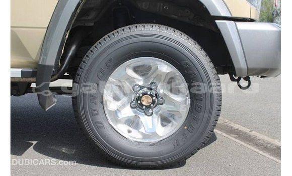Buy Import Toyota Land Cruiser Beige Car in Import - Dubai in Baa Buy Import Toyota Land Cruiser Beige Car in Import - Dubai in Baa