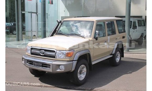 Buy Import Toyota Land Cruiser Beige Car in Import - Dubai in Baa Buy Import Toyota Land Cruiser Beige Car in Import - Dubai in Baa
