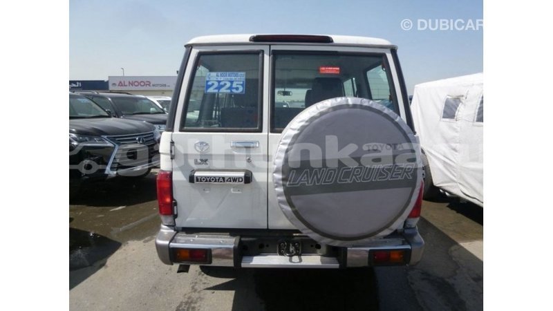 Big with watermark toyota land cruiser baa import dubai 2044