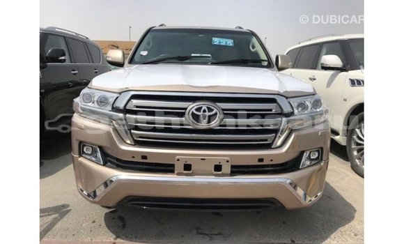 Buy Import Toyota Land Cruiser Other Car in Import - Dubai in Baa Buy Import Toyota Land Cruiser Other Car in Import - Dubai in Baa