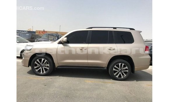 Buy Import Toyota Land Cruiser Other Car in Import - Dubai in Baa Buy Import Toyota Land Cruiser Other Car in Import - Dubai in Baa