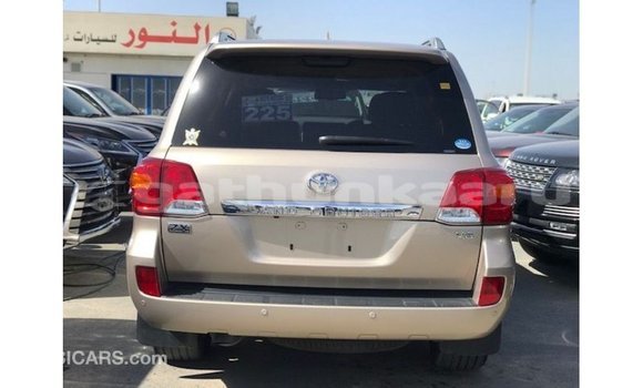 Buy Import Toyota Land Cruiser Other Car in Import - Dubai in Baa Buy Import Toyota Land Cruiser Other Car in Import - Dubai in Baa