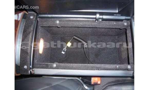 Buy Import Mercedes-Benz 190 White Car in Import - Dubai in Baa Buy Import Mercedes-Benz 190 White Car in Import - Dubai in Baa