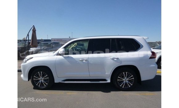 Buy Import Lexus LX White Car in Import - Dubai in Baa Buy Import Lexus LX White Car in Import - Dubai in Baa