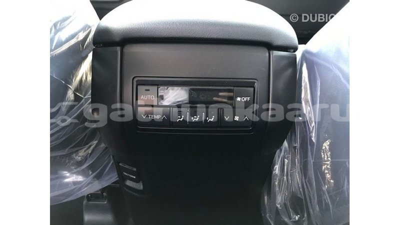 Big with watermark toyota prado baa import dubai 2061