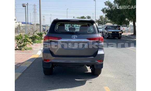Buy Import Toyota Fortuner Other Car in Import - Dubai in Baa Buy Import Toyota Fortuner Other Car in Import - Dubai in Baa