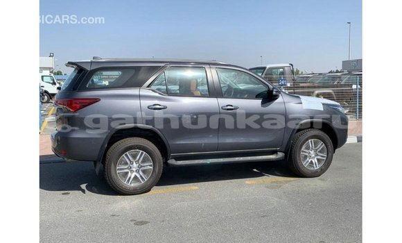 Buy Import Toyota Fortuner Other Car in Import - Dubai in Baa Buy Import Toyota Fortuner Other Car in Import - Dubai in Baa