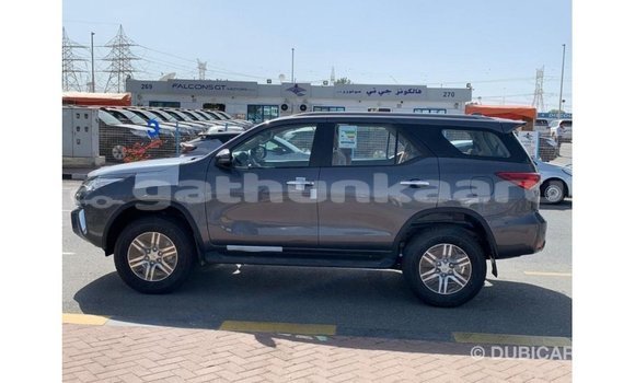 Buy Import Toyota Fortuner Other Car in Import - Dubai in Baa Buy Import Toyota Fortuner Other Car in Import - Dubai in Baa