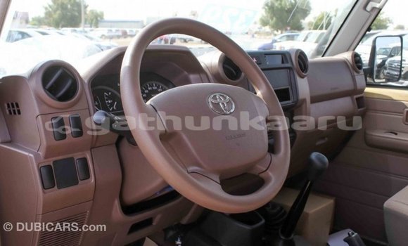 Buy Import Toyota Land Cruiser Beige Car in Import - Dubai in Baa Buy Import Toyota Land Cruiser Beige Car in Import - Dubai in Baa