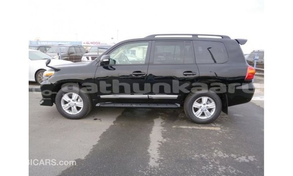 Buy Import Toyota Land Cruiser Black Car in Import - Dubai in Baa Buy Import Toyota Land Cruiser Black Car in Import - Dubai in Baa
